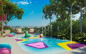 Zona infantil con juegos de agua en La Baia North, condominios de lujo en Miami.